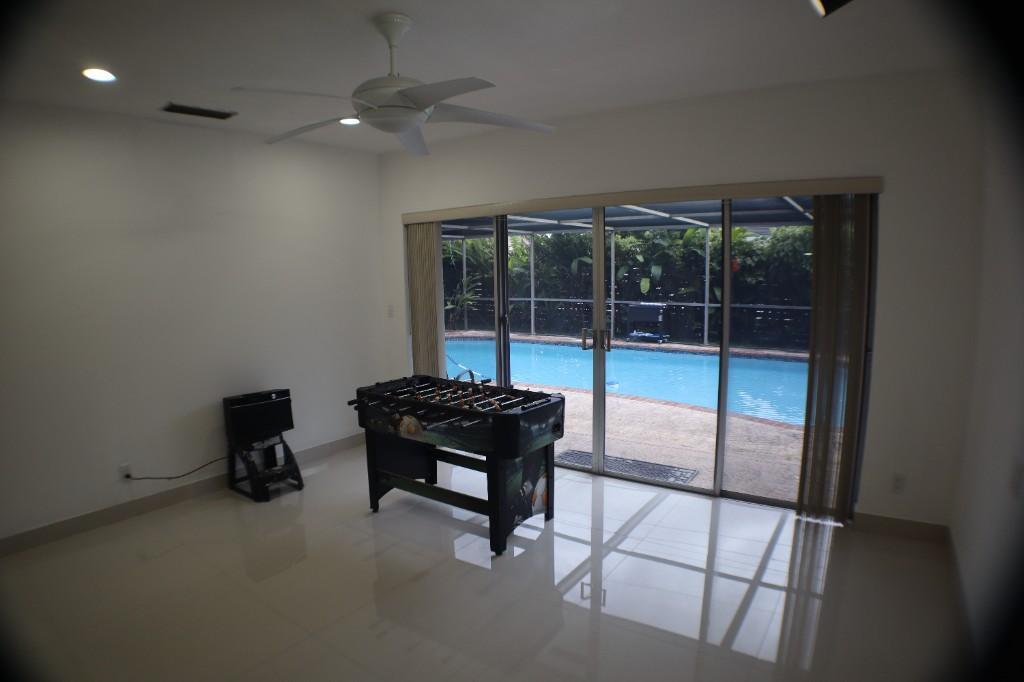 RENTA CASA DE 3/2 EN WESTCHESTER CON PISCINA en Westchester - Imagen 4