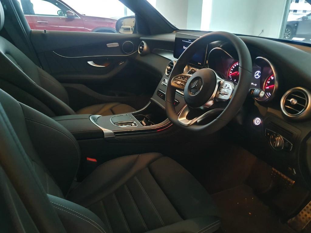 2021 Mercedes-Benz GLC300 CAR RENTAL in Queenstown - Image 7