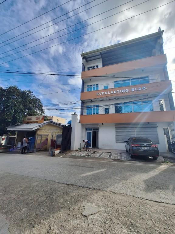 COMMERCIAL AND OFFICE SPACE FOR RENT IN TALISAY Spacious commer in Talisay - Image 14