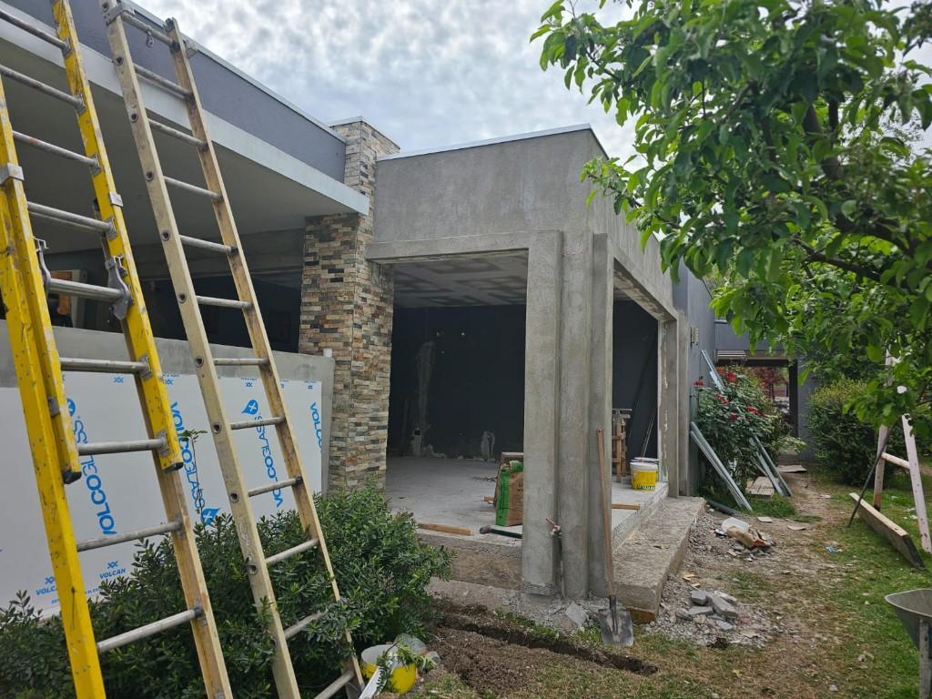 CHILEARTES CONSTRUCTORA TU PROYECTO EN LAS MEJORES MANOS. en Pirque - Imagen 2