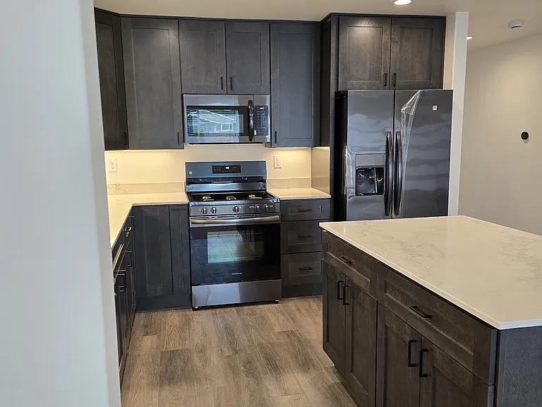 Beautiful Fully Remodeled Home for Rent in Gresham - Image 2