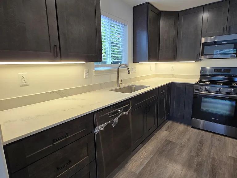 Beautiful Fully Remodeled Home for Rent in Gresham - Image 9