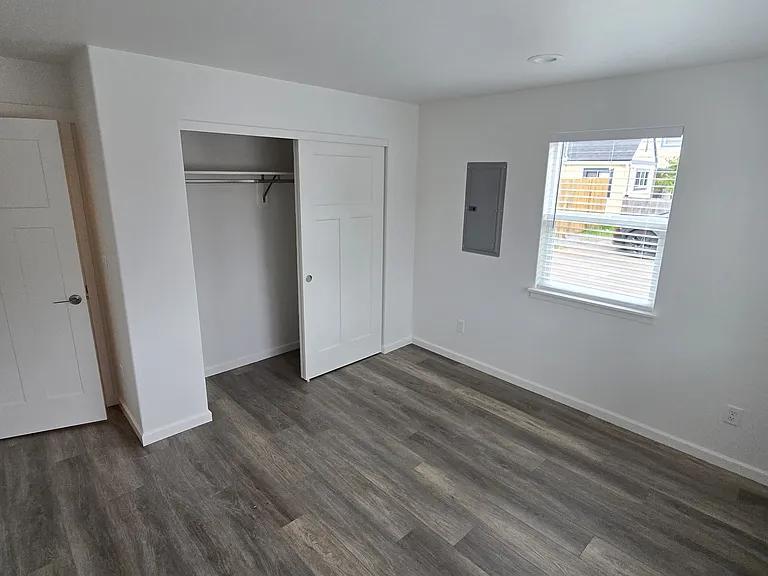 Beautiful Fully Remodeled Home for Rent in Gresham - Image 12