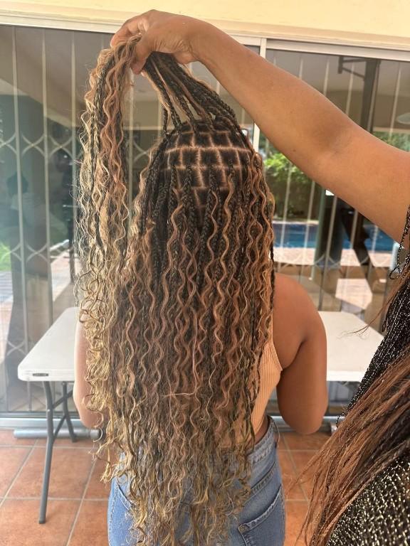 LUXURY HAIR SALON RANDBURG CALLING. in Germiston - Image 2