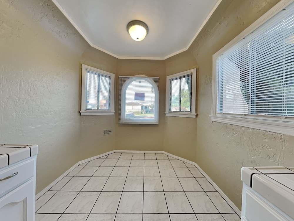 Beautiful Single Family Home For Rent / Rent To Own in Paramount - Image 4