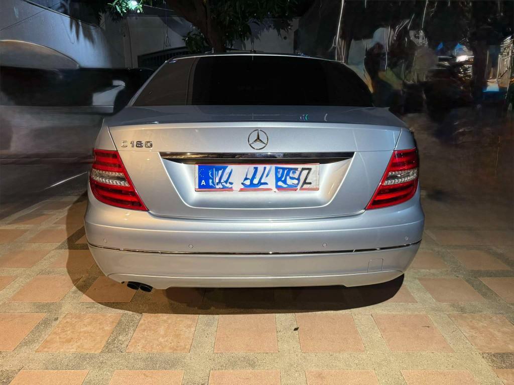 2013 Mercedes-Benz C180 Avantgarde in Malabon - Image 2