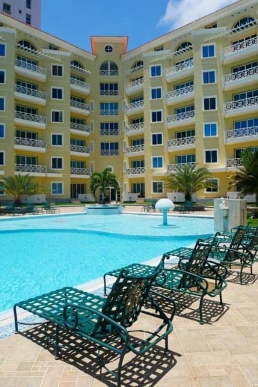 APARTAMENTO EN RESIDENCIAS MALLORQUINA. en Tucacas - Imagen 1