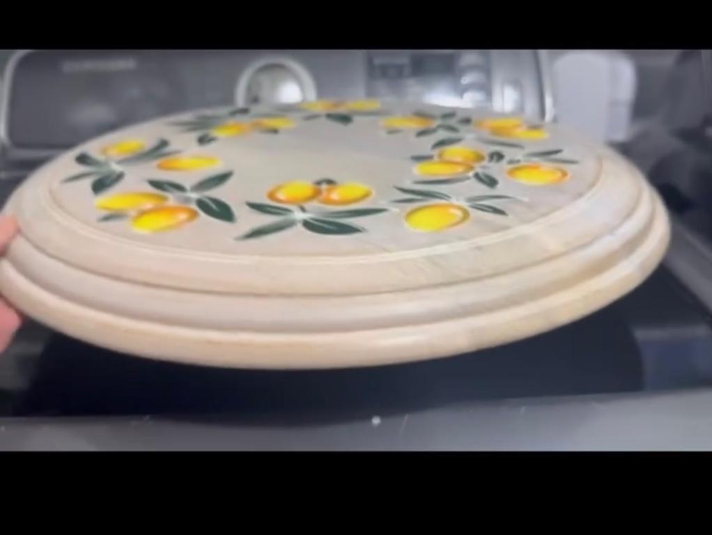 Lazy Susan Turntable with Lemon Design in Phoenix - Image 3