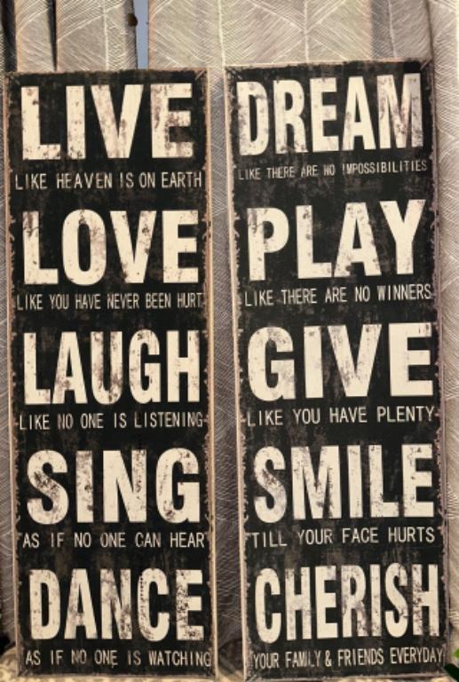 Inspirational Rustic Wall Set in Phoenix - Image 2