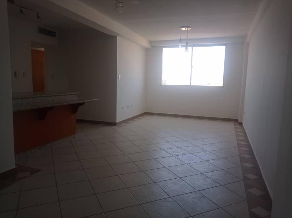 EN VENTA APARTAMENTO UBICADO EN EL C R MARINA RIO en Carúpano - Imagen 8