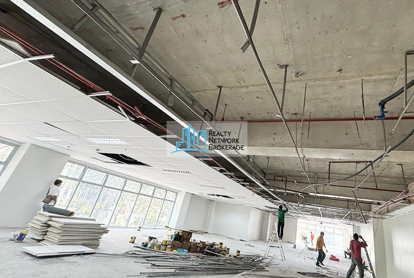 344 SqM Warm Shell Office Space For Rent in IT Park in Cebu City - Image 5