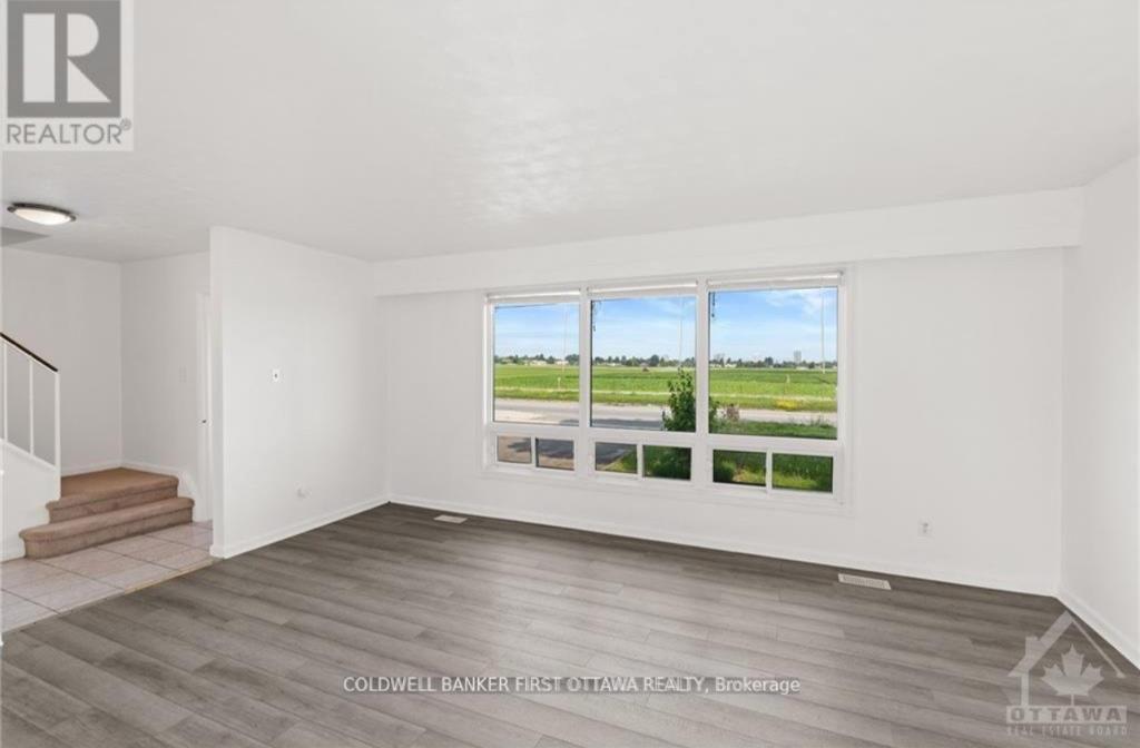 A 3 BEDROOM 2 BATHROOM FOR RENT in Ottawa - Image 6