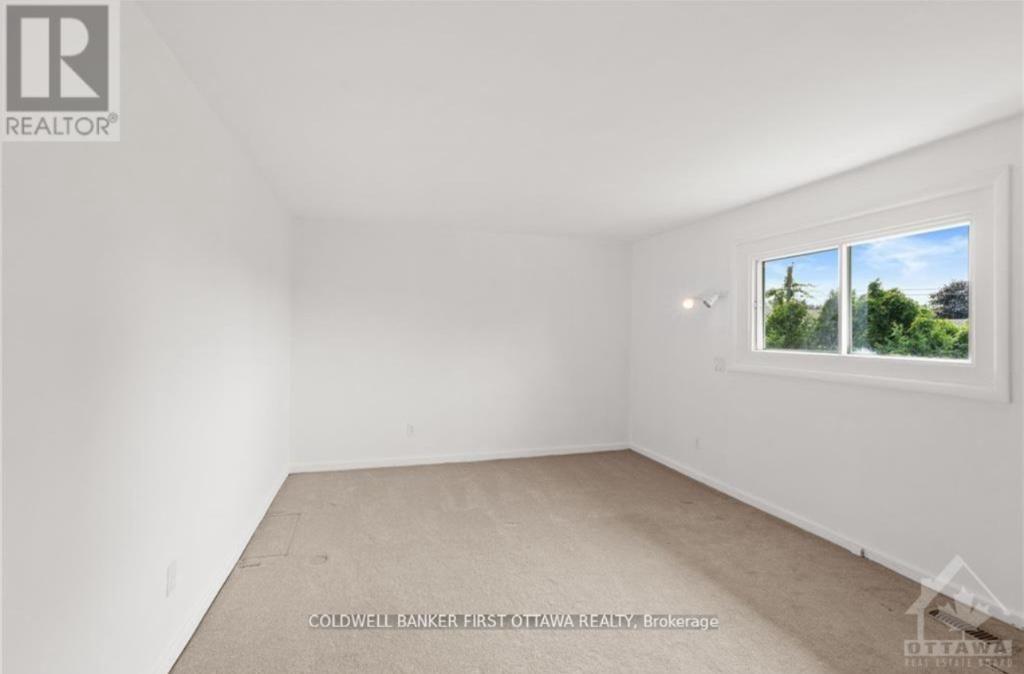 A 3 BEDROOM 2 BATHROOM FOR RENT in Ottawa - Image 11