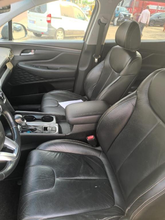 Hyundai Santa fe 2020 à Abidjan - Photo 7