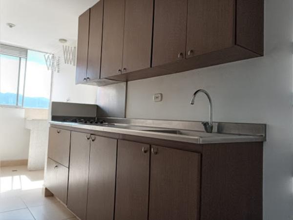 APARTAMENTO EN LA LOMA DEL ESMERALDAL CON HERMOSA VISTA en Envigado - Imagen 8