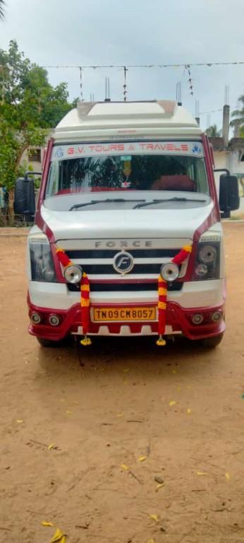 TEMPO TRAVELLER FOR RENT JUST 22 GV TOURS AND TRAVELS in Poonamallee - Image 9