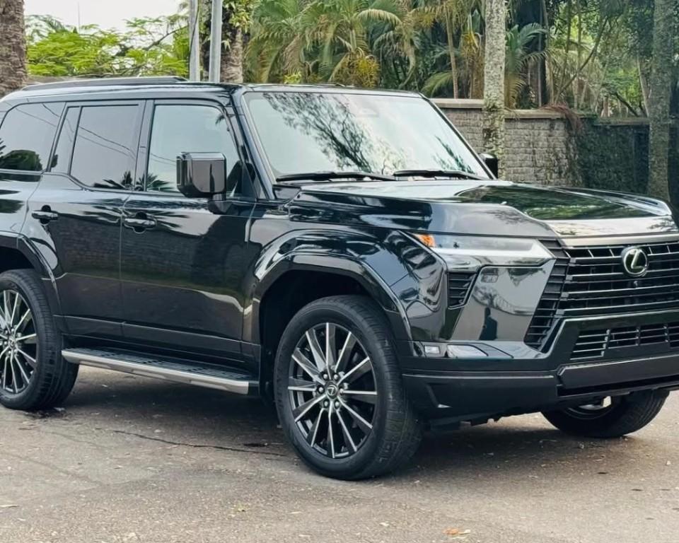 LEXUS GX550 Année 2025 à Abidjan - Photo 2