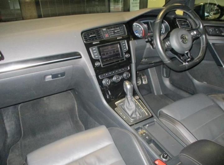 Volkswagen Golf R Auto in Mthatha - Image 2