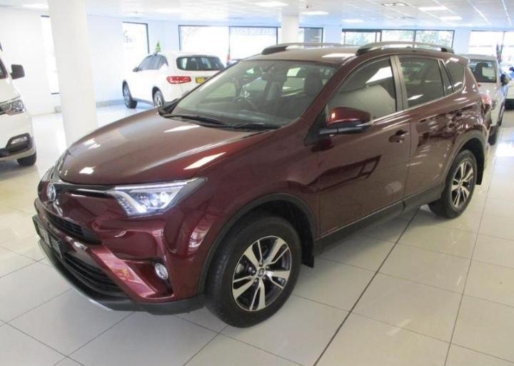 Toyota Rav4 2.0 GX Auto in Bloemfontein - Image 1