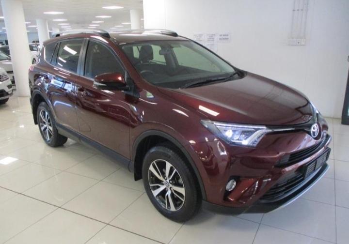 Toyota Rav4 2.0 GX Auto in Bloemfontein - Image 4