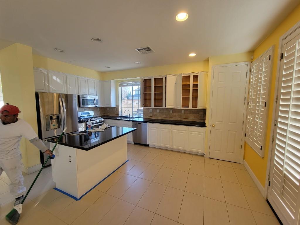 Escobar Pro Painting Corp in Hayward - Image 9