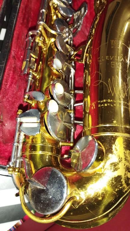 SAXOFON AMERICANO KING CLEVELAND en Badalona - Imagen 6