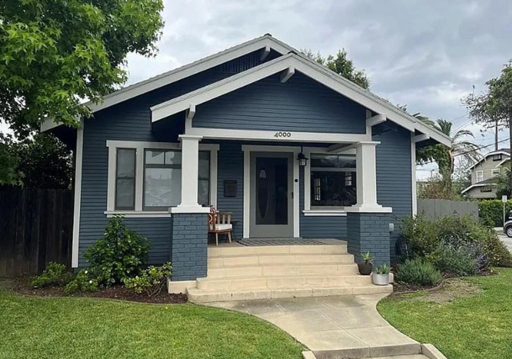 Charming Craftsmanship Rent Ready 2BR/1BA Home in Norwalk - Image 1