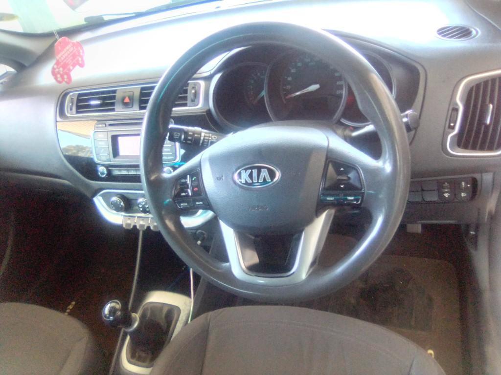 Pre-owned 2016 Kia Rio 1.2 Engine Capacity with Manuel Transmis in Bedfordview - Image 6