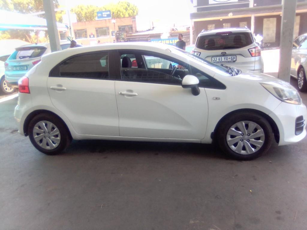 Pre-owned 2016 Kia Rio 1.2 Engine Capacity with Manuel Transmis in Bedfordview - Image 9