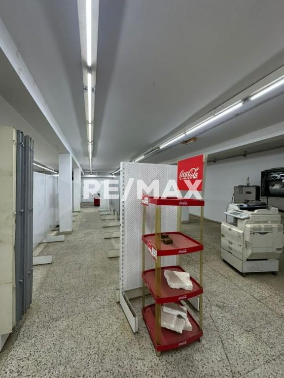 Local en Alquiler Sector La Victoria. Remax Millenium en Tovar - Imagen 2