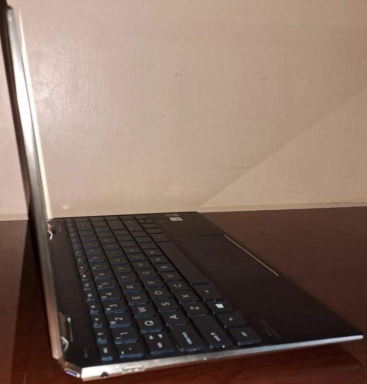 HP Spectre x360 13 Convertible PC en Quito - Imagen 2