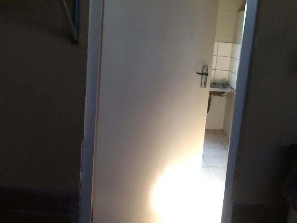 Room / Toilet , Shower for Rent in Pietermaritzburg - Image 2