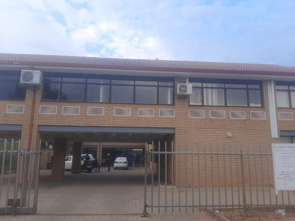COMMERCIAL SPACE TO LET in Pretoria - Image 9