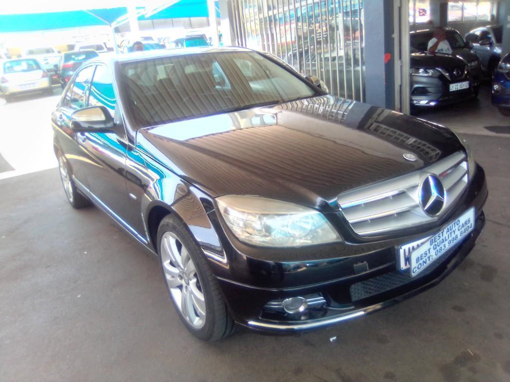 Pre-owned 2007 Mercedes Benz 2.0 Engine Capacity Compressor with in Alberton - Image 2