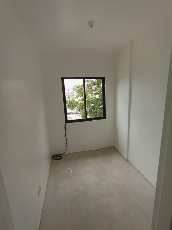 FOR SALE HOUSE AND LOT WITH COMMERCIAL SPACE in Teresa - Image 3