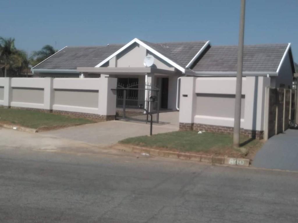 Building and Construction in Springs - Image 13