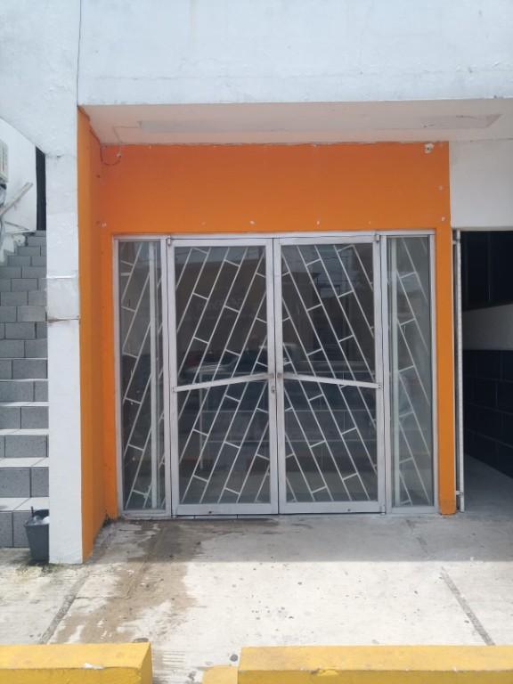 SE RENTA LOCAL COMERCIAL EN CALLE 10 CIUDAD MADERO TAMAULIPAS en Monclova - Imagen 1