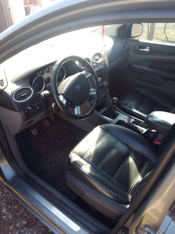 Ford Focus 2 Tope de Gama Guia 2.0 en Chimbas - Imagen 7