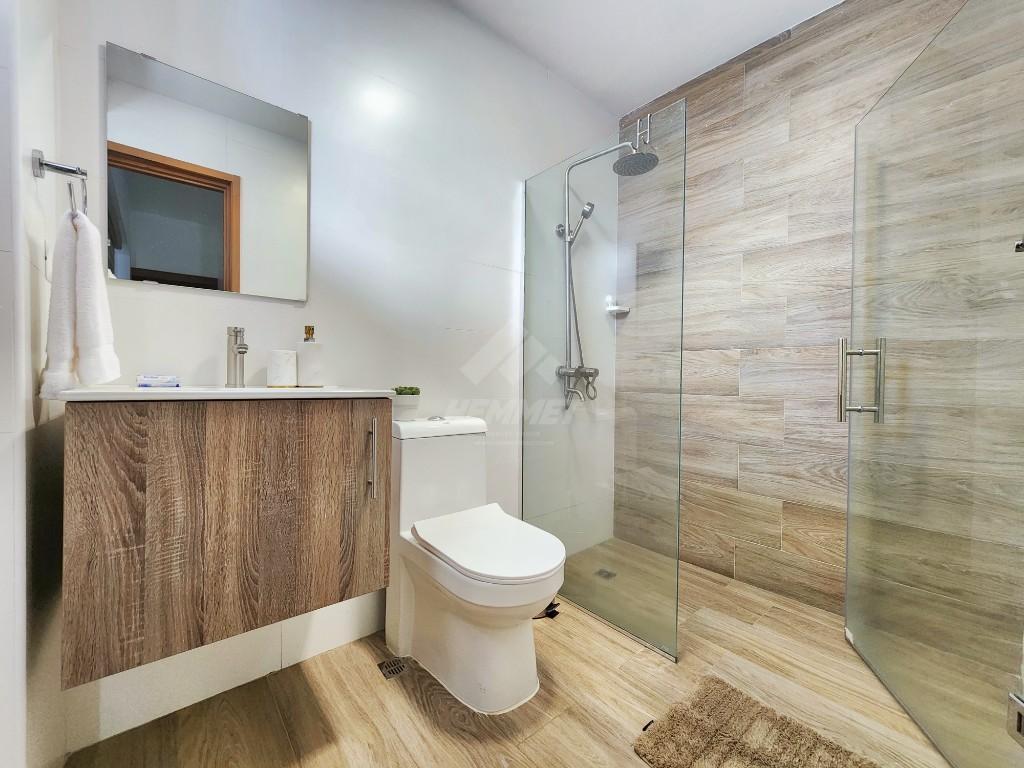 APARTAMENTO AMUEBLADO CON PISCINA PROXIMO PLAZA INTERNACIONAL en Santiago - Imagen 11
