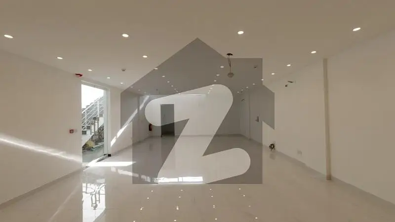8 Marla Commercial Building Is Available For Rent In DHA in Cantonment - Image 5