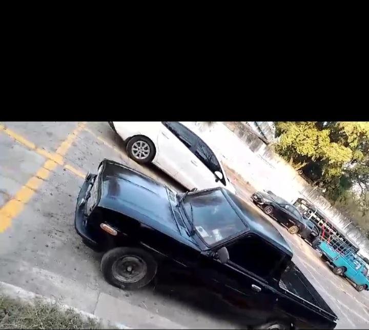 Vendo Toyota Mil 1976 en buen estado. en San José Villanueva - Imagen 2