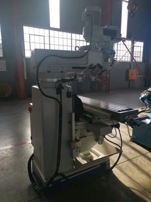 JSC X6330A Rocker Arm Universal Milling Machine. in Edenvale - Image 4