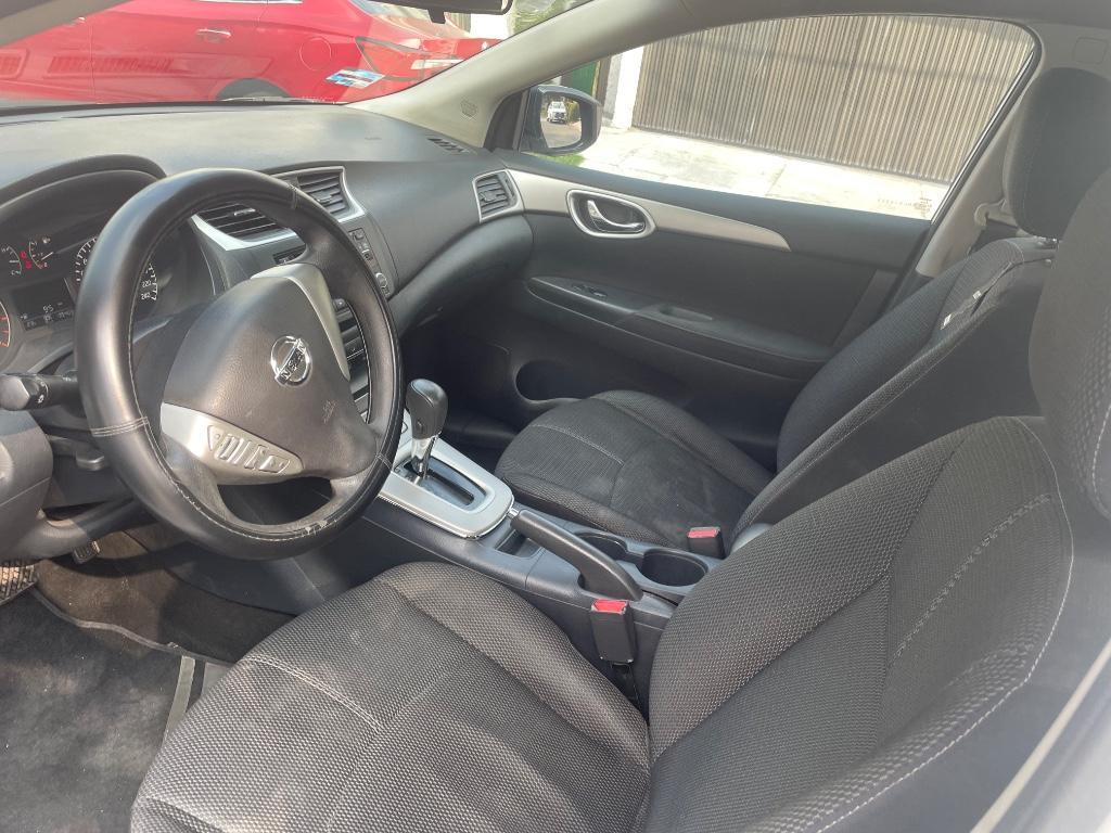 Sentra 2016 automático en San Lorenzo Almecatla - Imagen 9