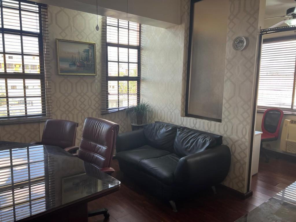 Alquilo Local Comercial En La Correa Y Cidrón Próximo AV. Lincon en Miami Beach - Imagen 1