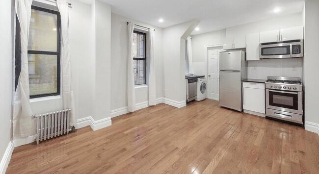 Cheap 1-Bedroom For Rent in New York, NY in Brooklyn - Image 7