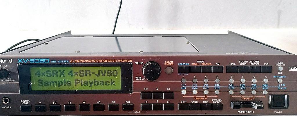Módulo Sintetizador Roland XV 5080 en Badalona - Imagen 1