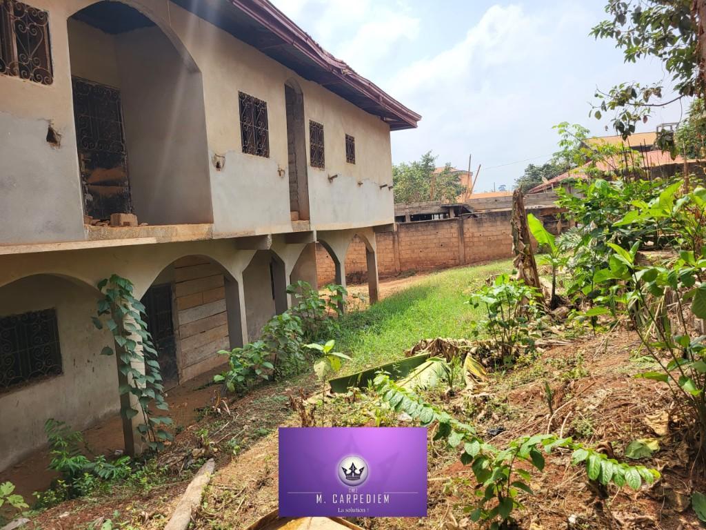 IMMEUBLE INACHEVÉ R+1 - Nkolmesseng au Cameroun - Photo 10