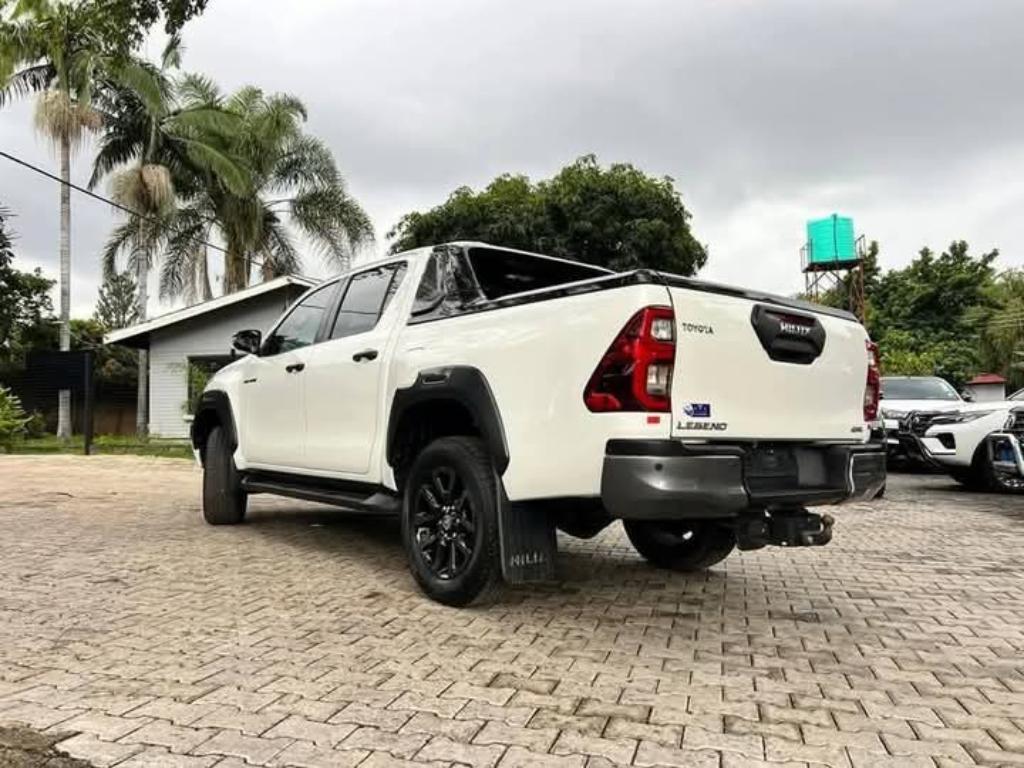 2023 TOYOTA HILUX 2.8GD-6 DOUBLE CABLE REGEND 50 in Rustenburg - Image 7
