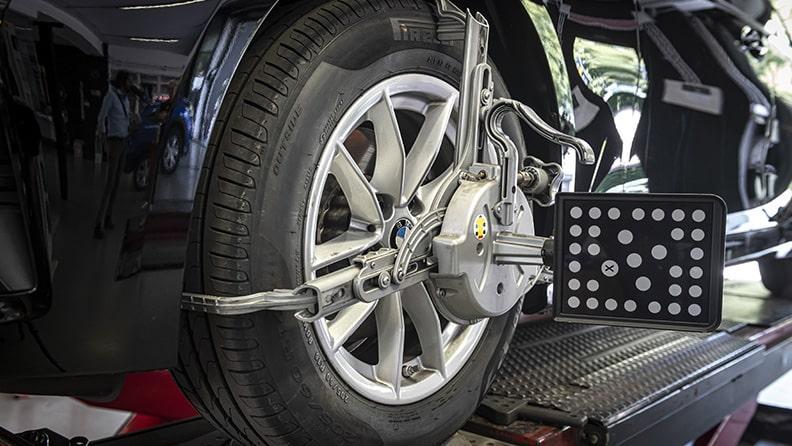Car Wheel alignment Repair Computerized in Abu Dhabi - Image 1