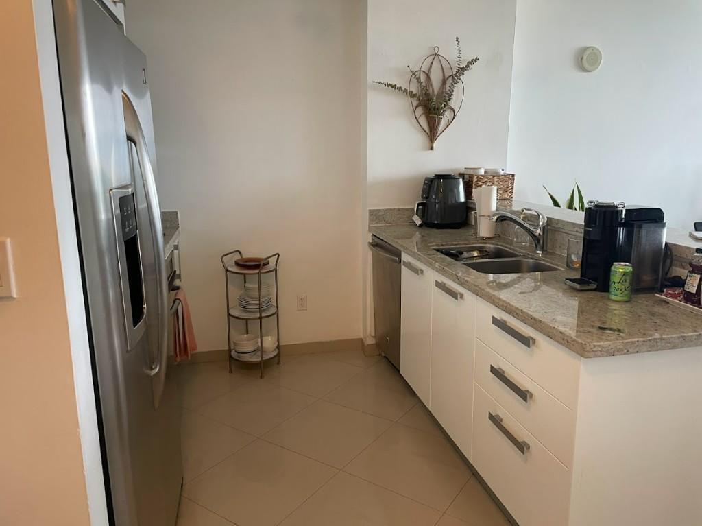 Amazing Water View Condo for Rent in the Most Trendy Miami in Miami - Image 4